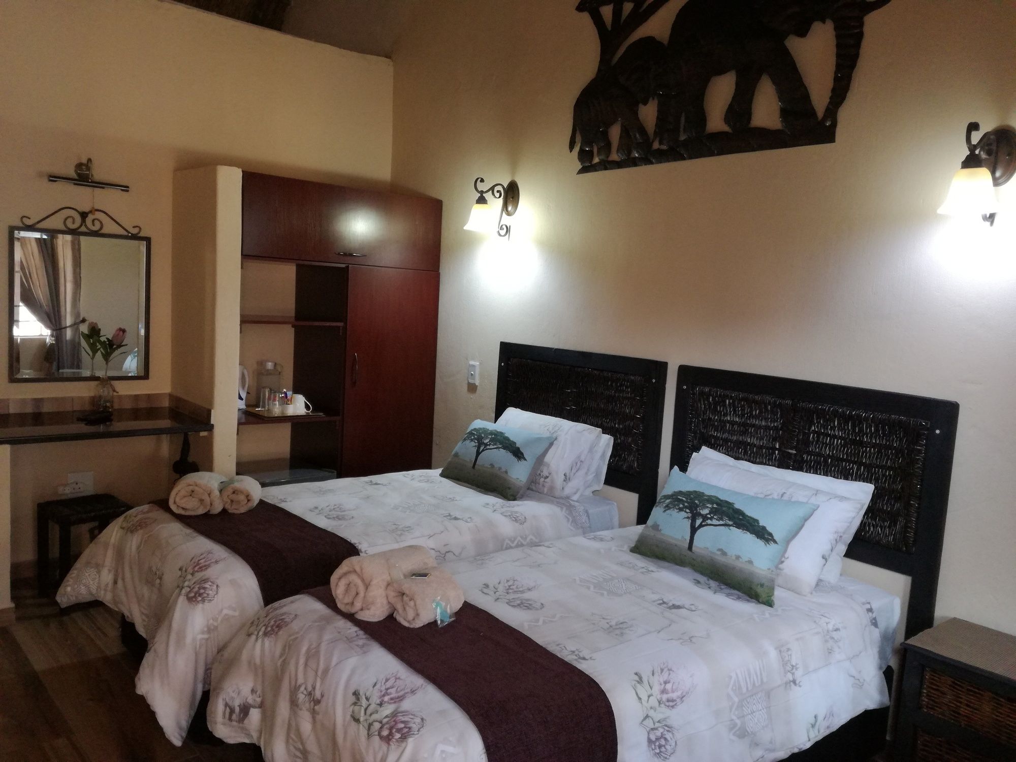 Фото All Over Africa Guest House