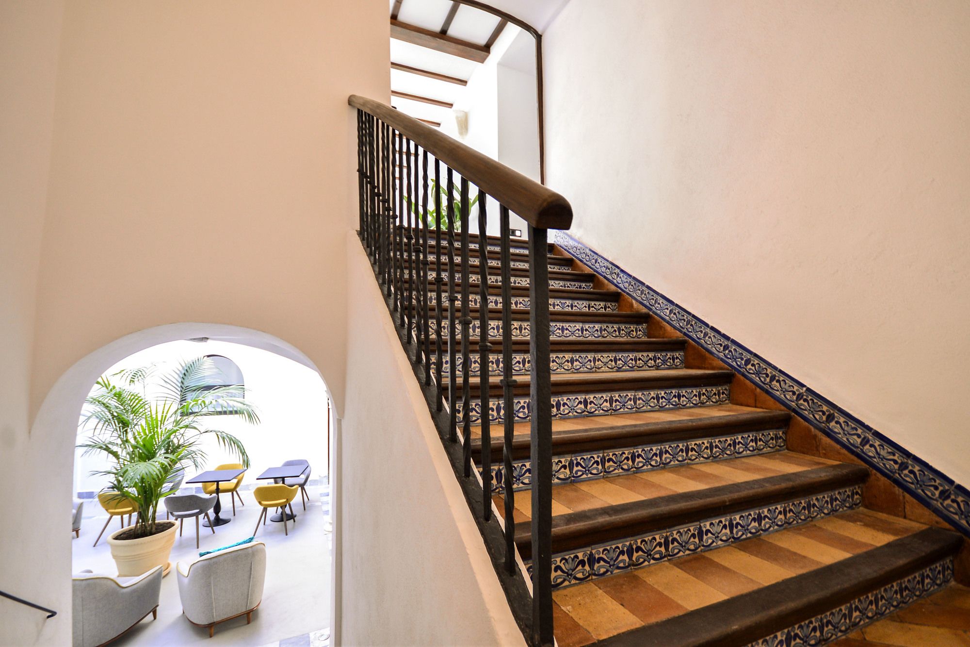 Фото Legado Alcázar Hotel