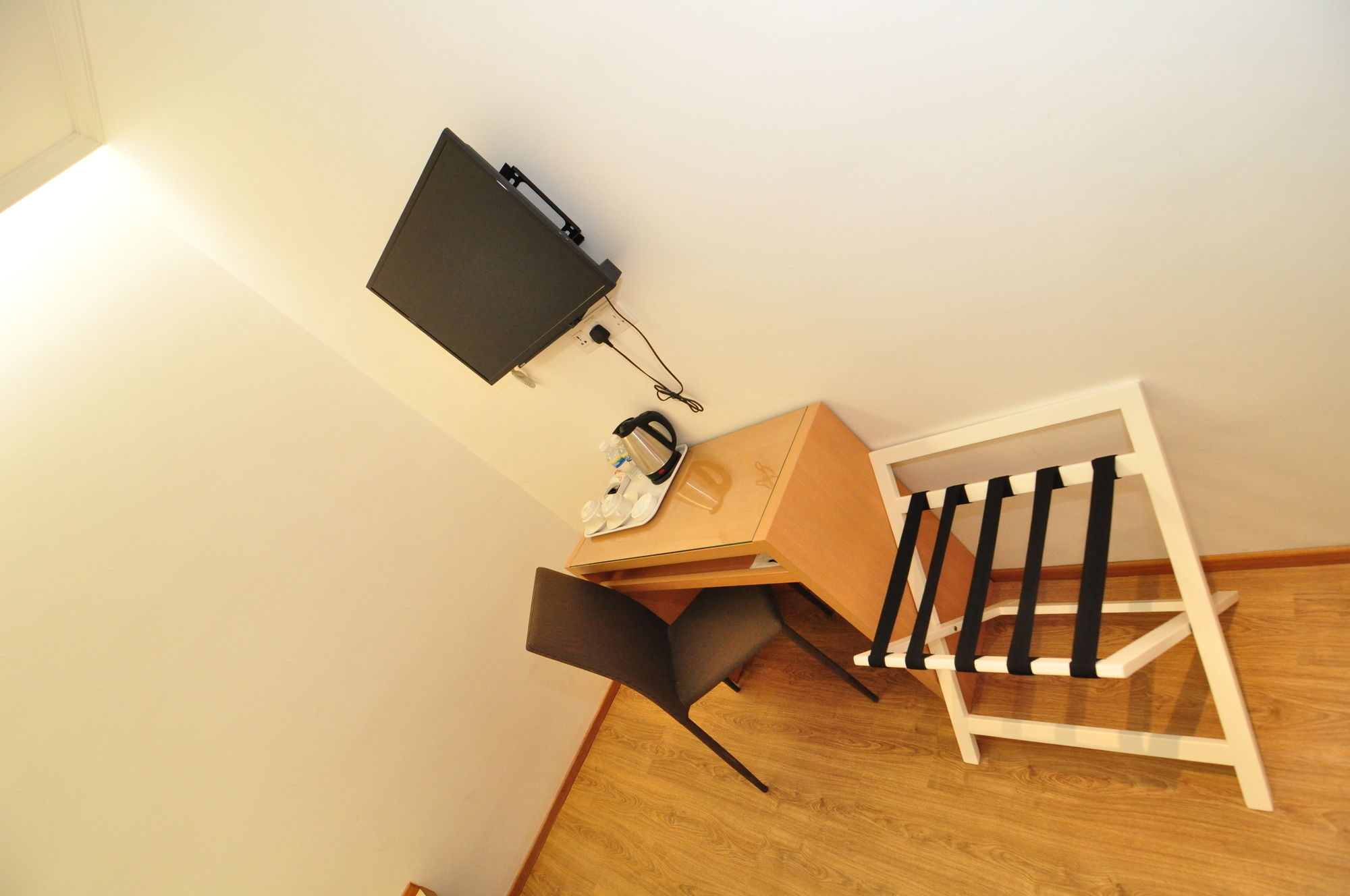 Фото 1 Million Hotel