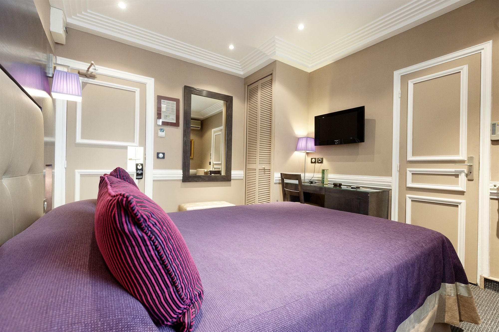 Фото Elysées Hotel