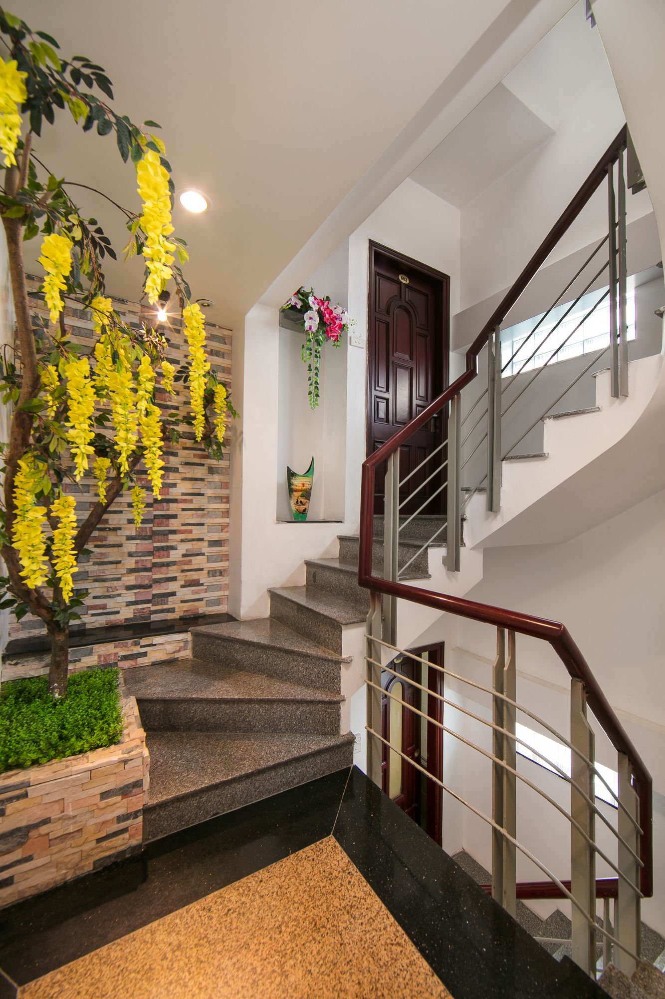 Фото Hanoi Lotus Boutique Hotel