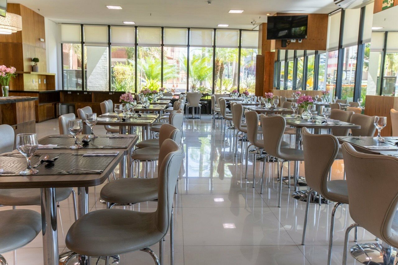 Фото Athos Bulcão Hplus Executive