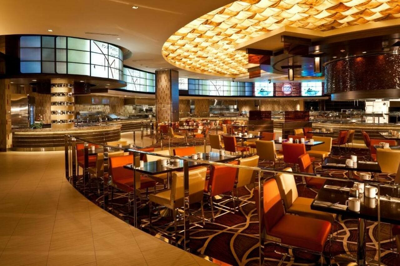 Фото M Resort SPA Casino