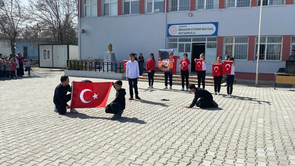 School Ibrahim Ethem Baysal Middle School, Aksaray, photo