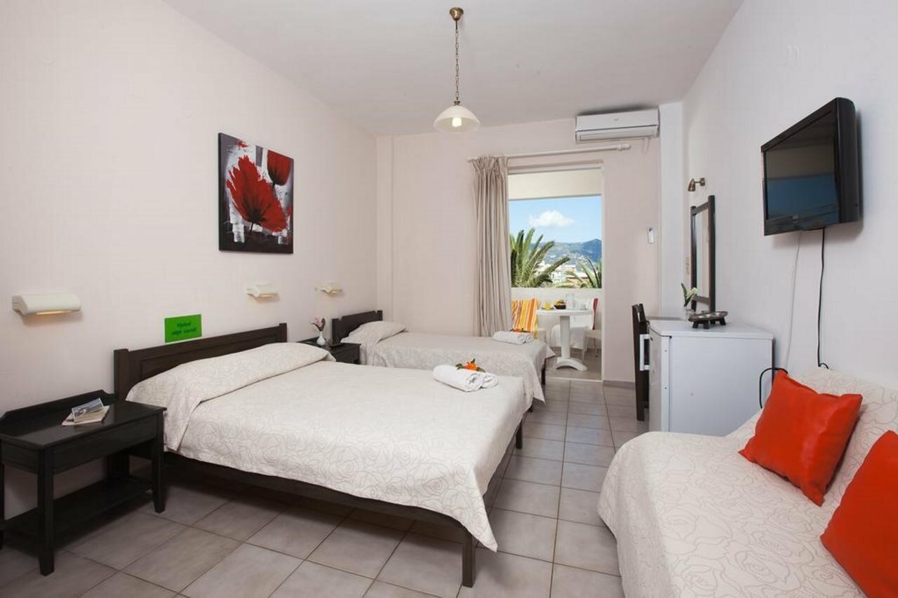 Фото Akti Corali