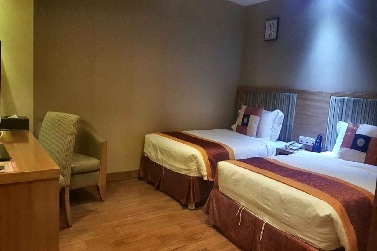 Фото Guangzhou Royal Garden Hotel