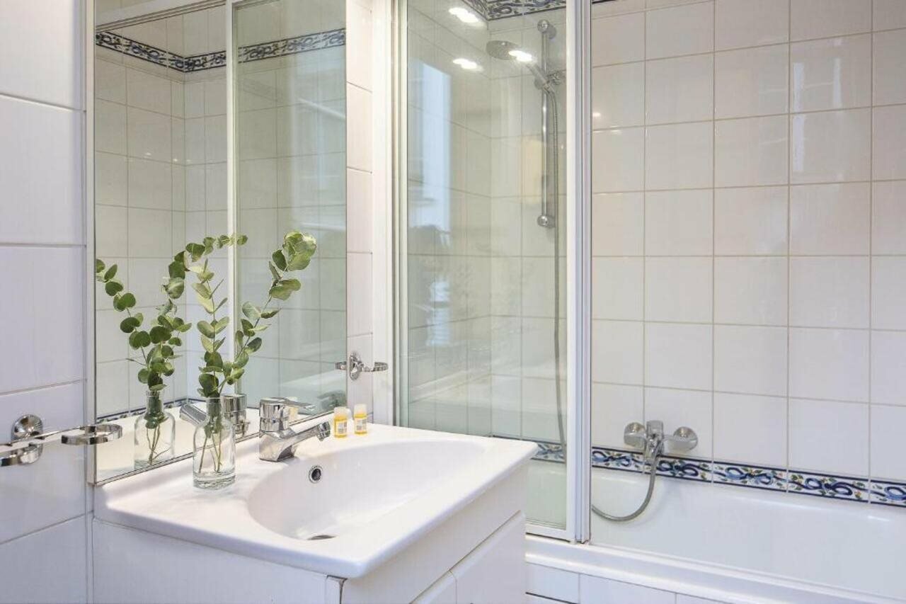 Фото Hôtel des Grandes Ecoles