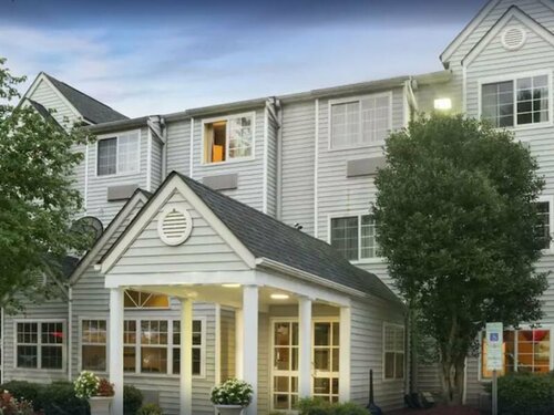 Гостиница Microtel Inn by Wyndham Charlotte Airport