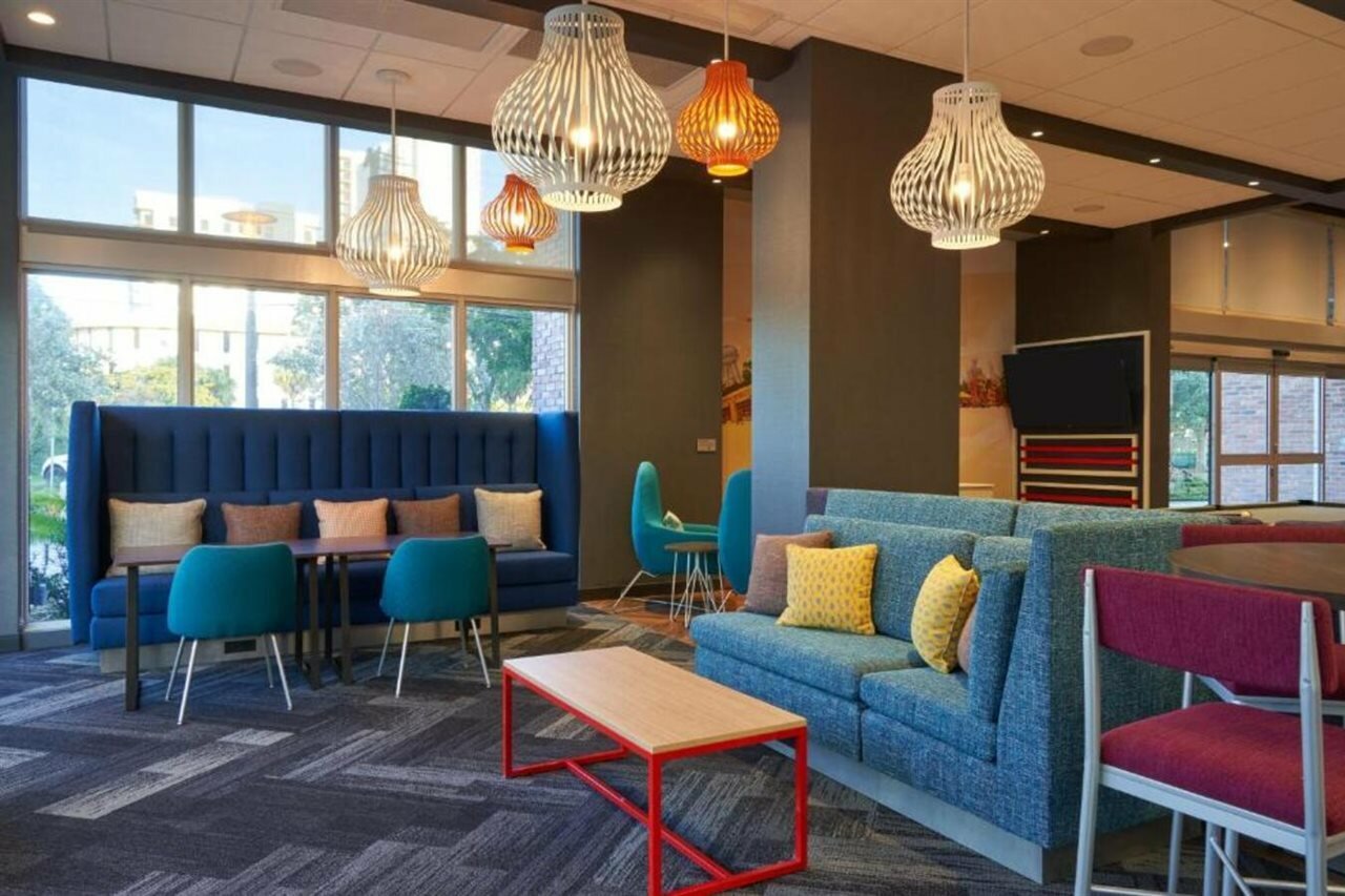 Фото Home2 Suites by Hilton Ft. Lauderdale Downtown, Fl