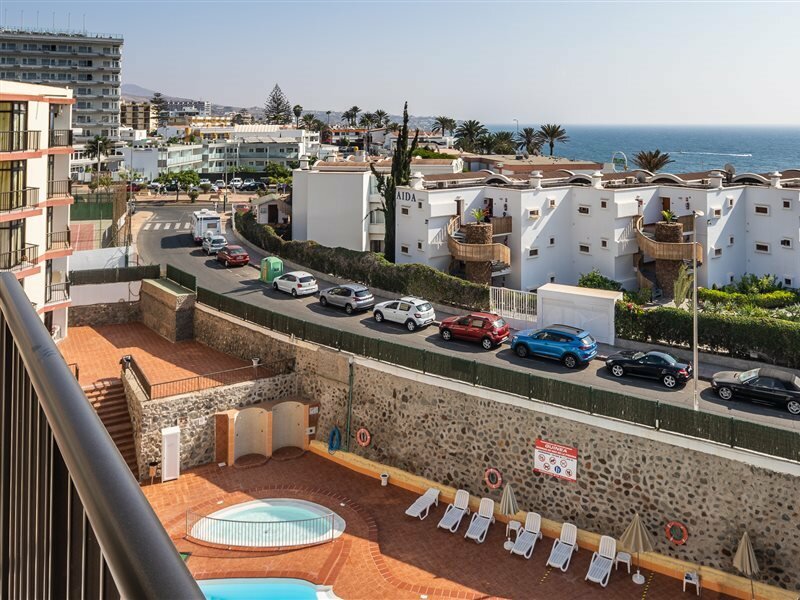 Фото RT-Apartamentos Guinea