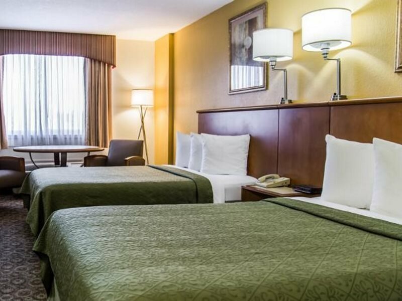 Фото Quality Inn & Suites Near the Theme Parks