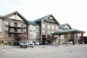 отель Sandman Hotels & Suites Calgary West