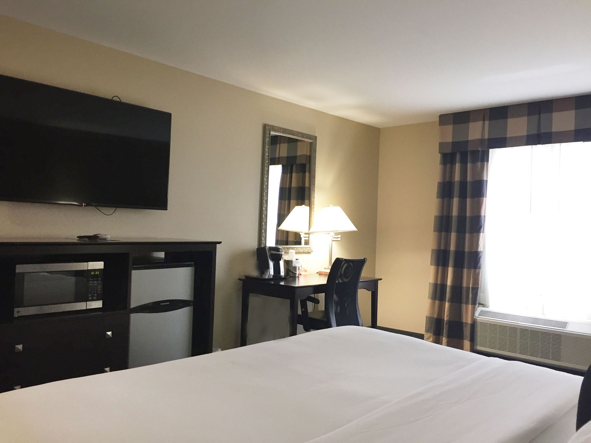 Фото Country Inn & Suites by Radisson, Elizabethtown, Ky