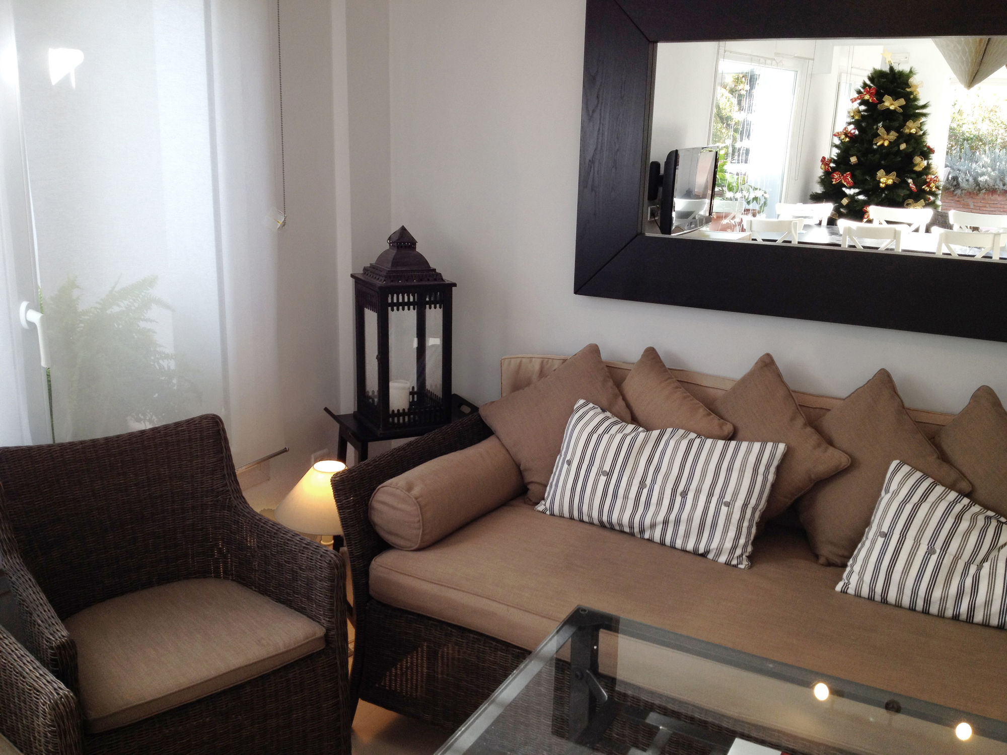 Фото Apartamentos Turisticos La Mundial