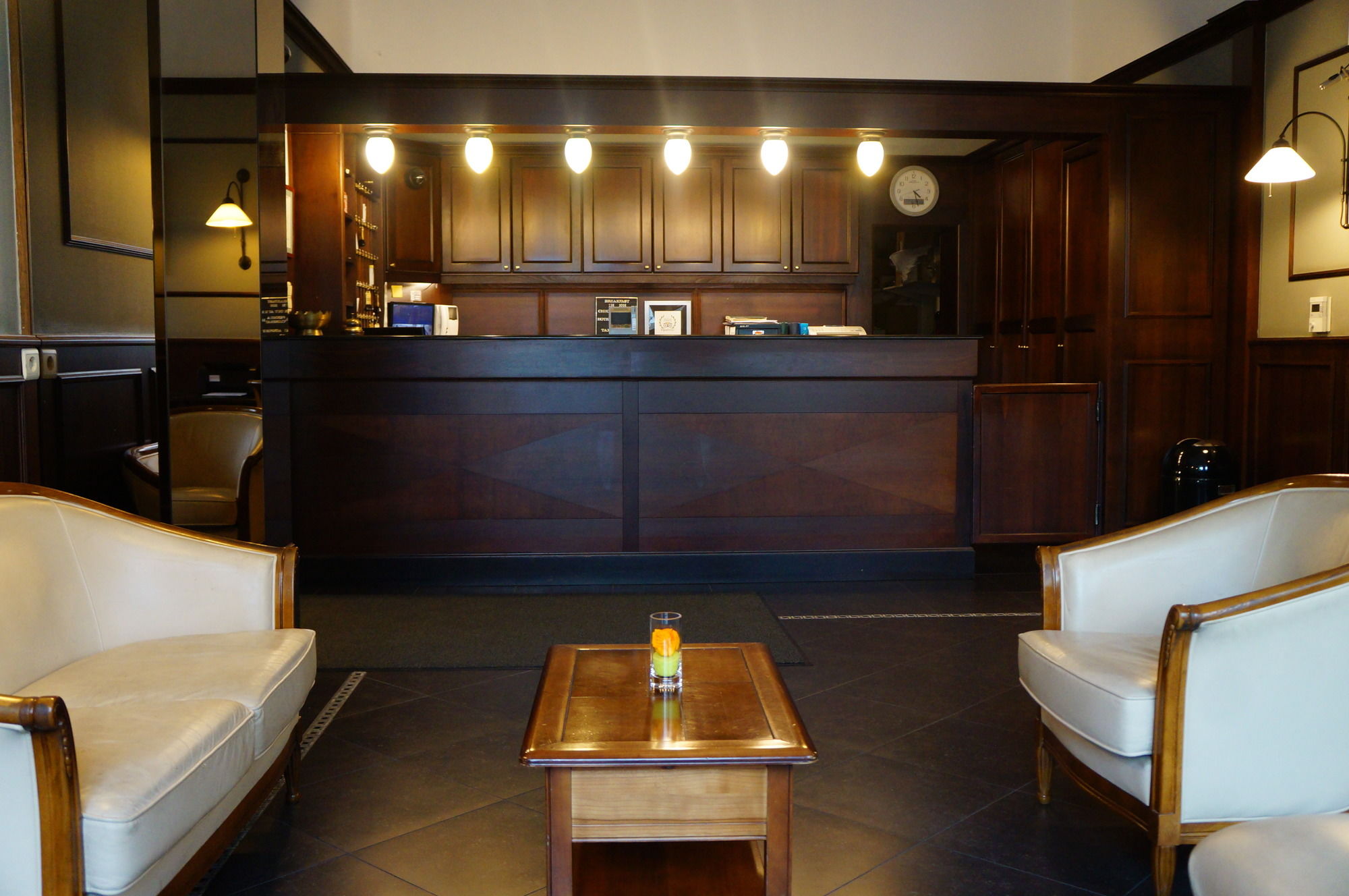 Фото Hotel La Grande Cloche