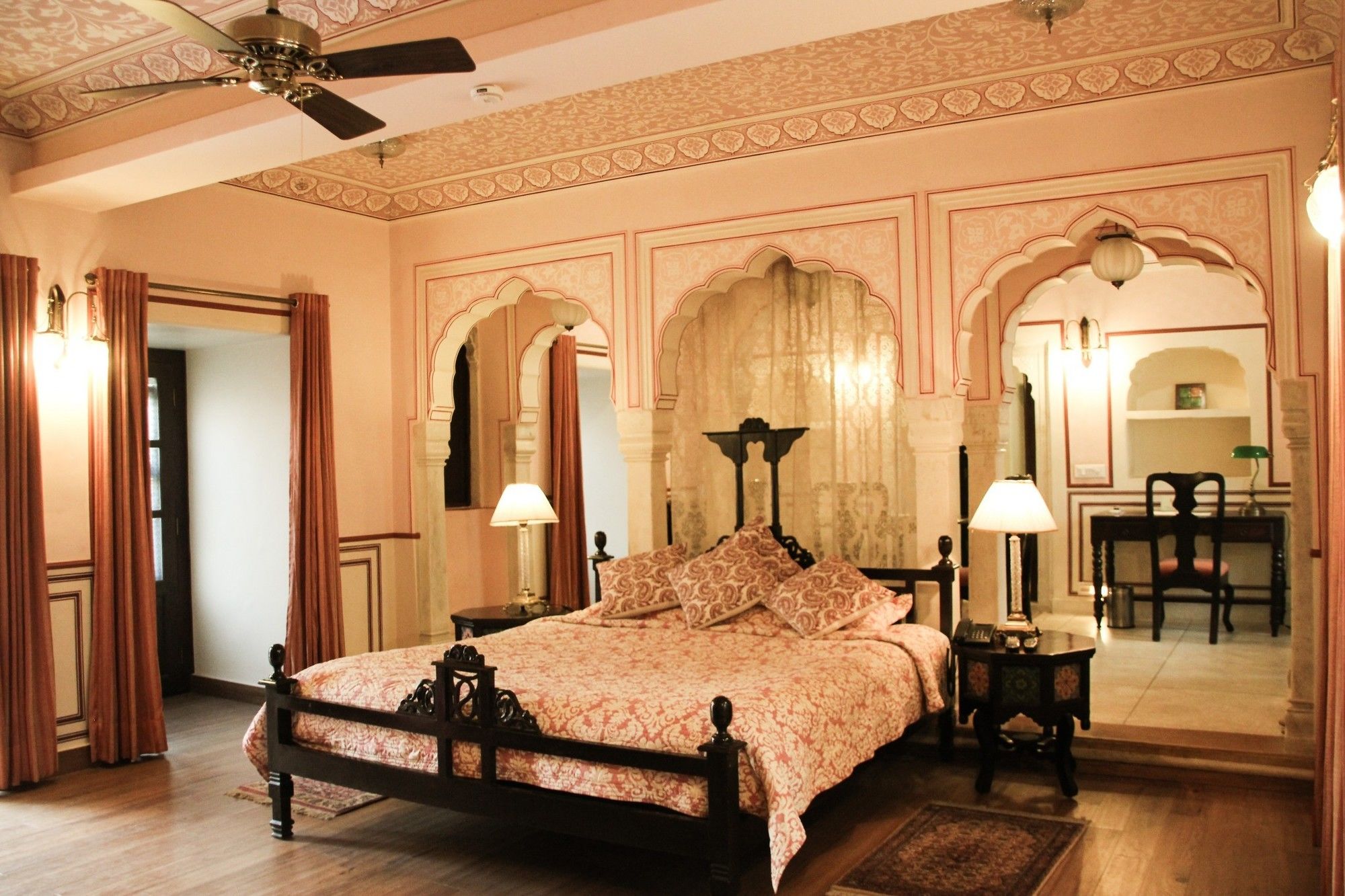 Фото Royal Heritage Haveli
