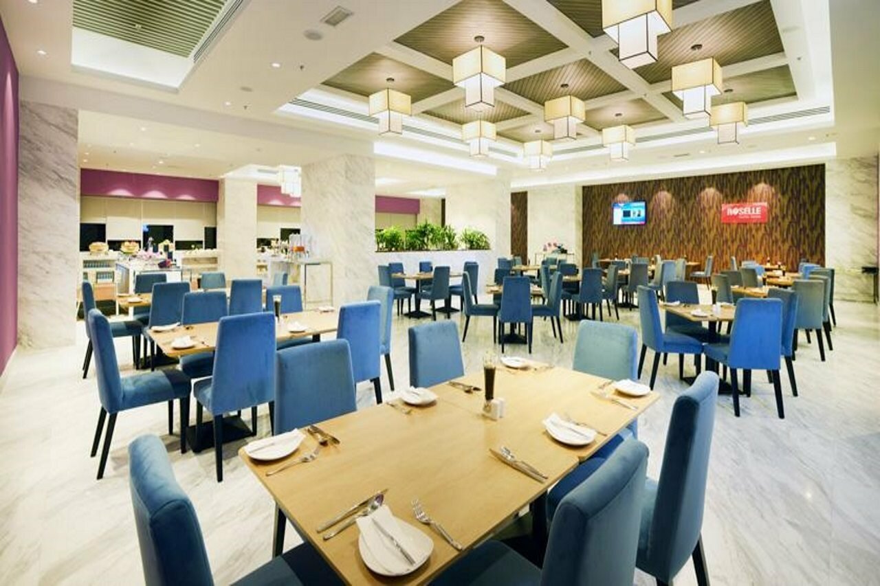 Фото Lexis Suites Penang