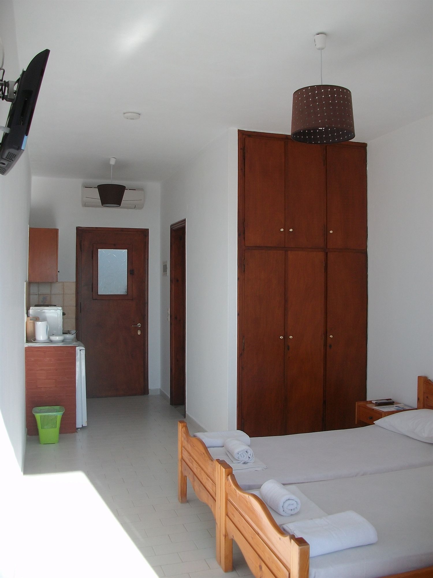 Фото Aronis Apartments