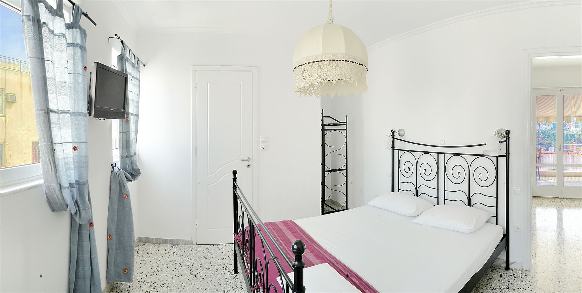 Фото Safestay Athens Hotel