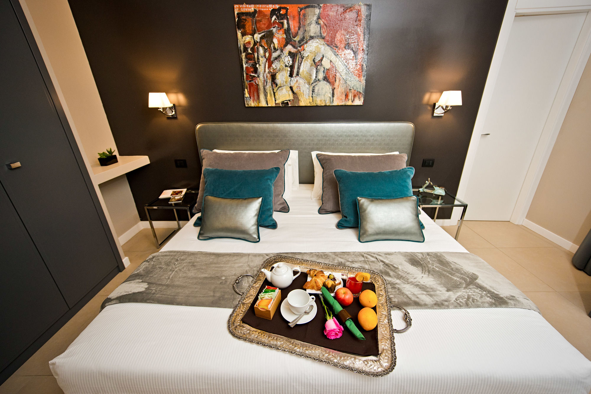Фото Delle Vittorie Luxury Suites & Rooms