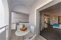 Фото Blue Waves Hotel