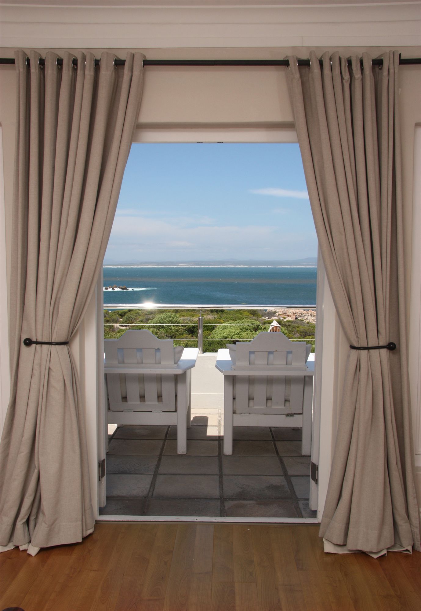 Фото Ocean Eleven Guest House