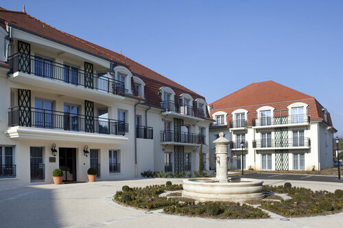 Гостиница Medicis Burgundy Home в Боне