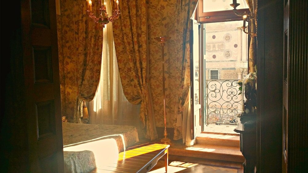 Фото Bellevue & Canaletto Suites