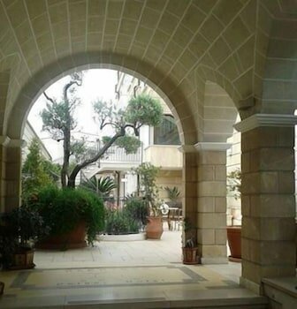 Фото Albatres Palace Hotel