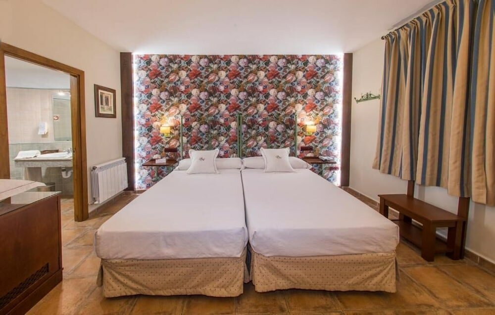 Фото Hospedium Hotel Retiro del Maestre