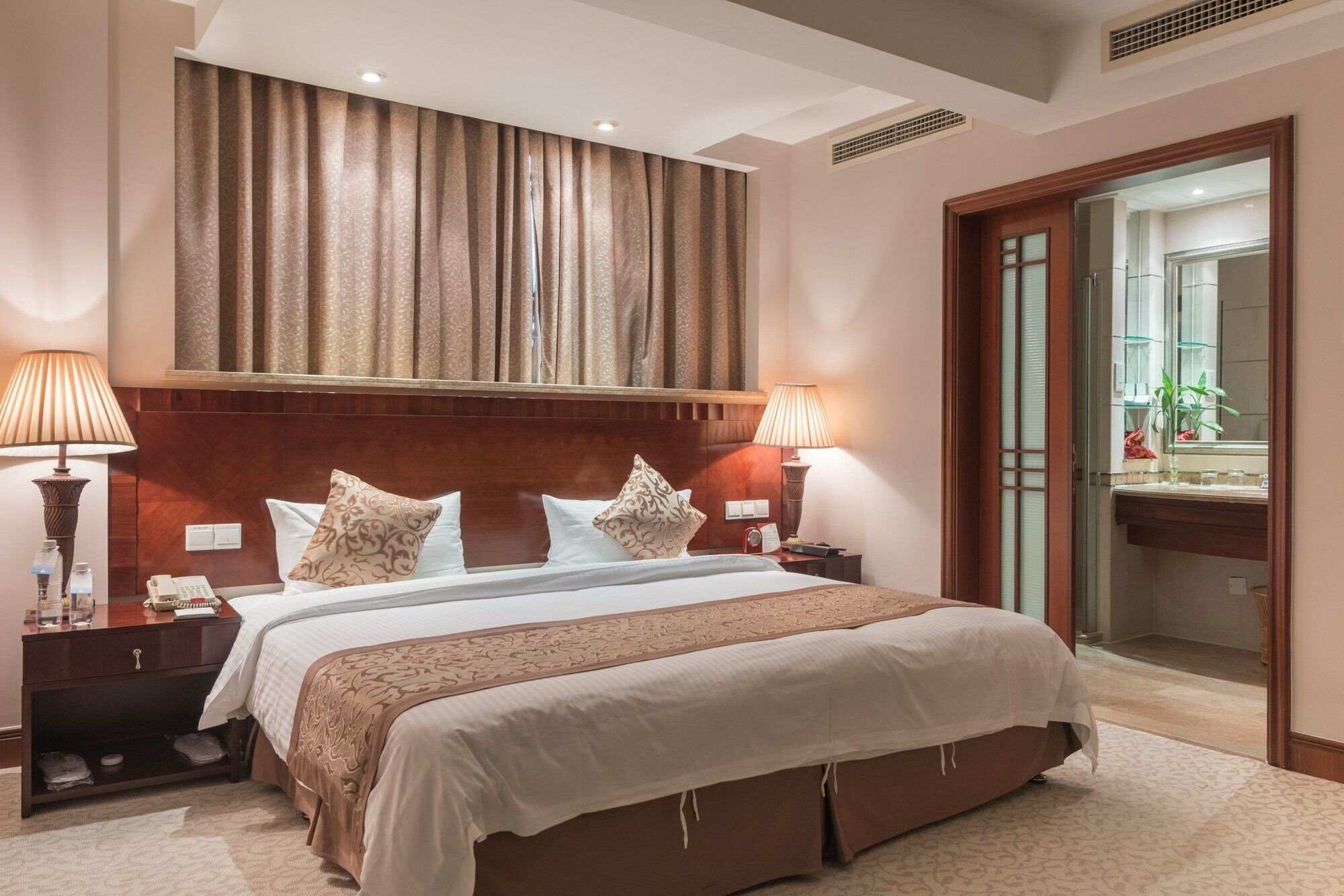 Фото Hawaii Hotel