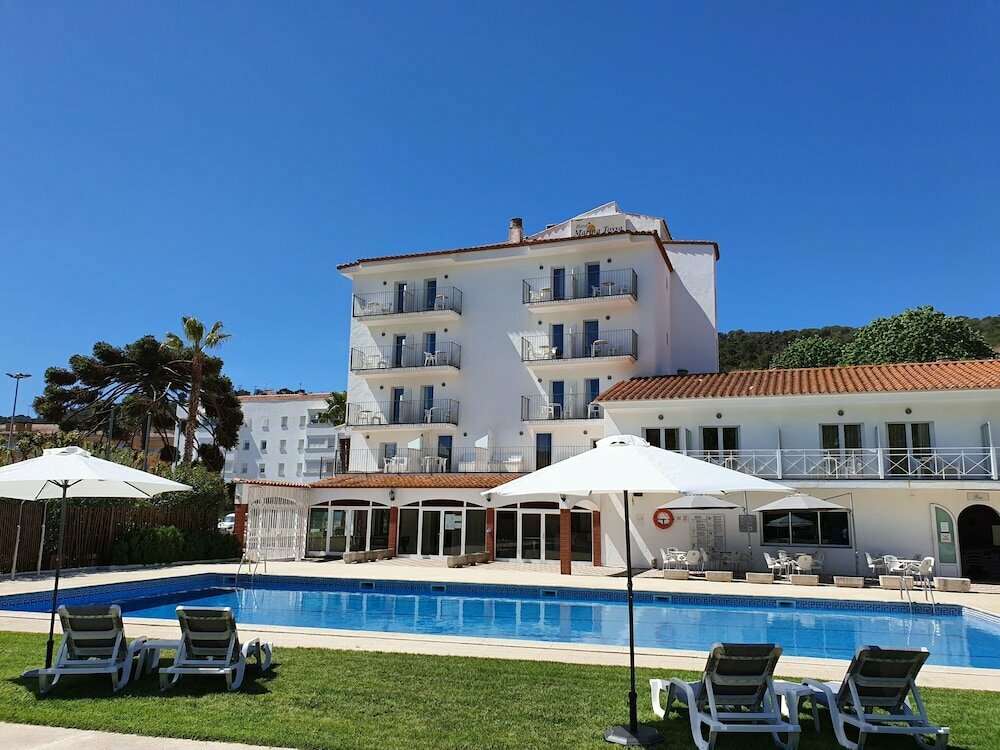 Внешний вид отеля Hotel Marina Tossa в Тосса-де-Маре, фото 1