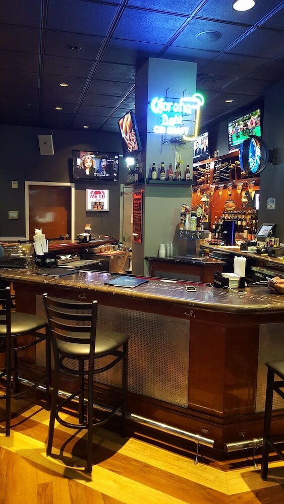 Фото Hotel Executive Suites