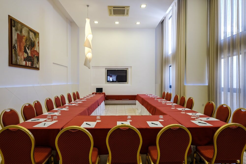 Фото Atrium Zenon Hotel Apartments