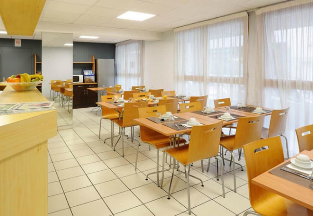 Фото Sejours & Affaires Nantes Ducs de Bretagne