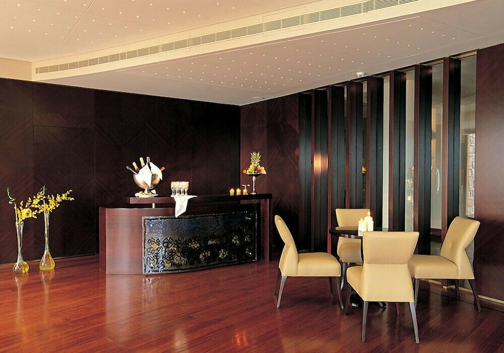 Фото Amphitryon Hotel