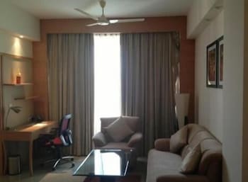 Фото Savoy Suites Manesar