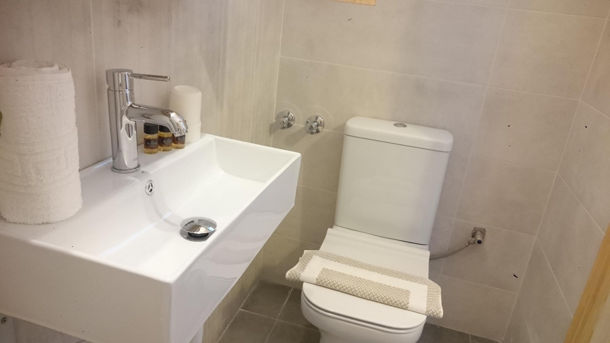 Фото Aronis Apartments