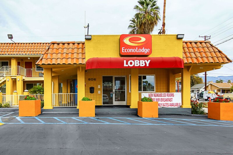Гостиница Econo Lodge San Bernardino I-215 в Сан-Бернардино