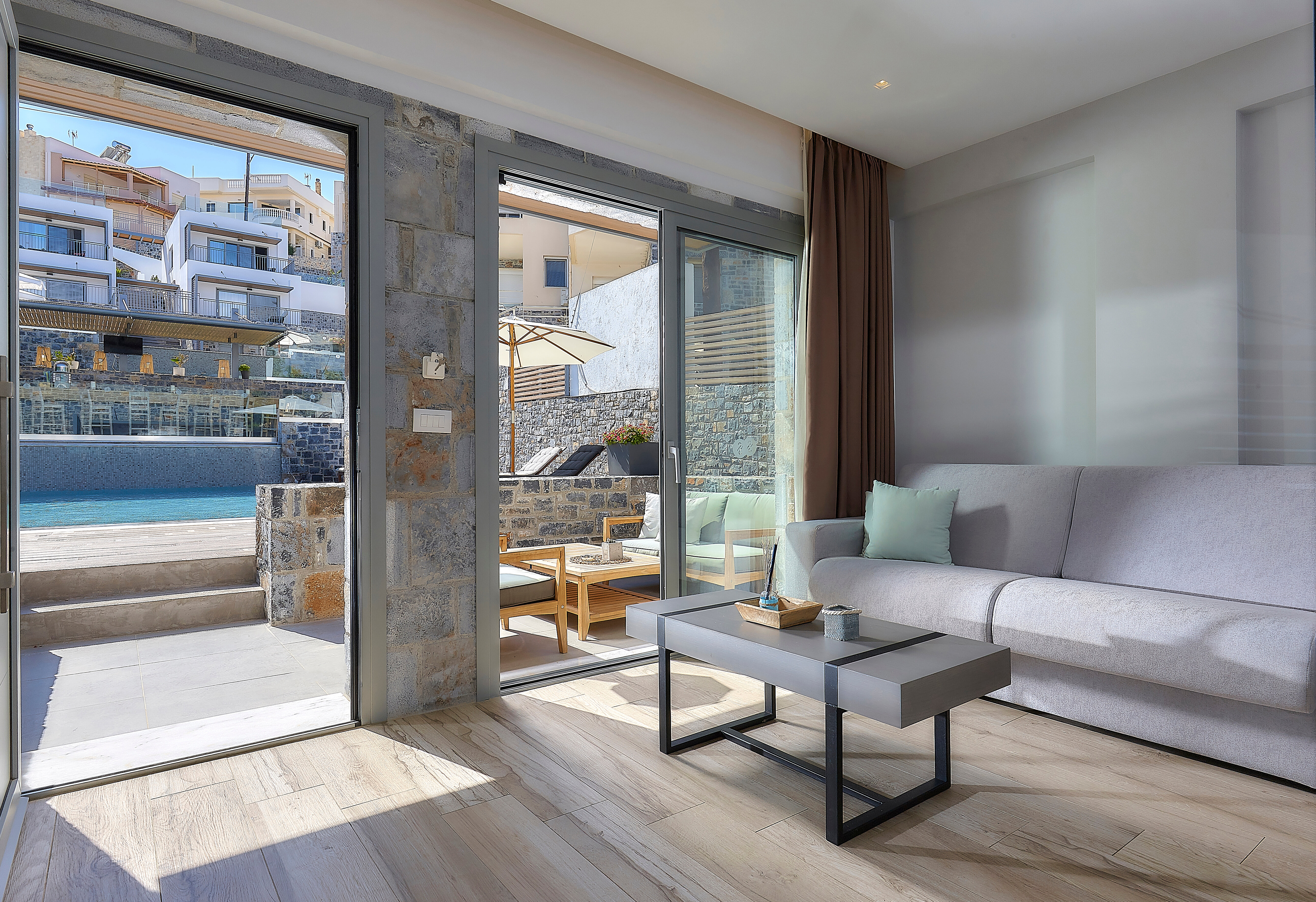 Фото Seascape Luxury Residences