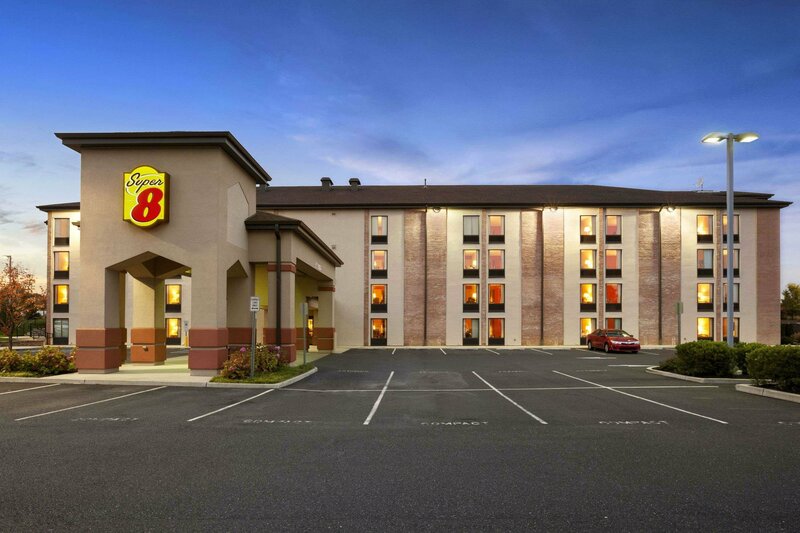 Гостиница Super 8 by Wyndham Mount Laurel
