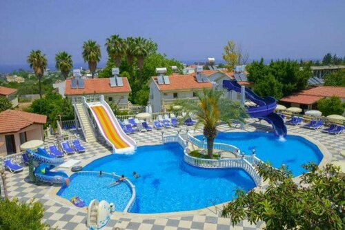 Внешний вид отеля Riverside Garden Resort в Алсанжаке, фото 1