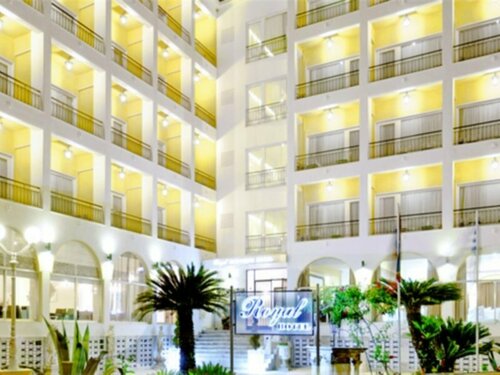 Гостиница The Royal Hotel