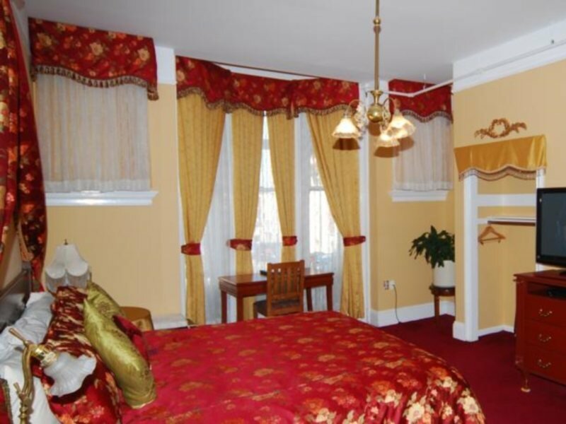 Фото Queen Anne Hotel