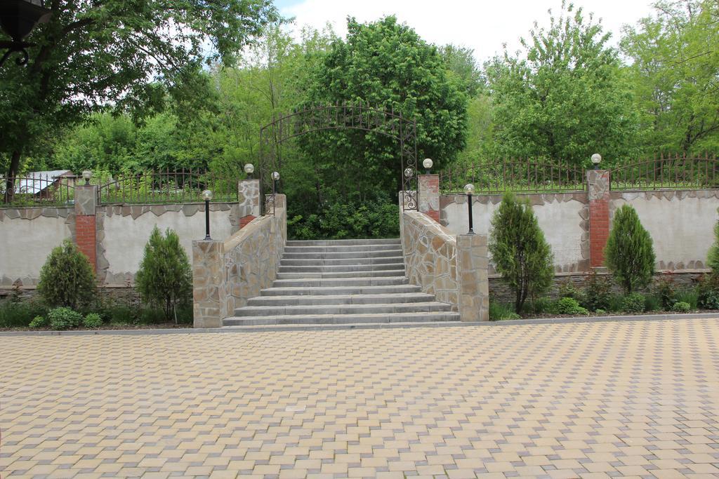 Фото Каштан