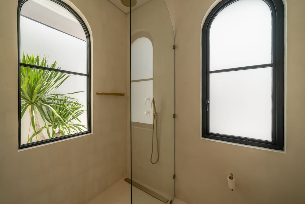 Фото Sanctum house