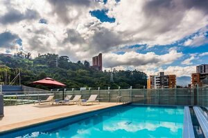 Гостиница La Quinta by Wyndham Medellin