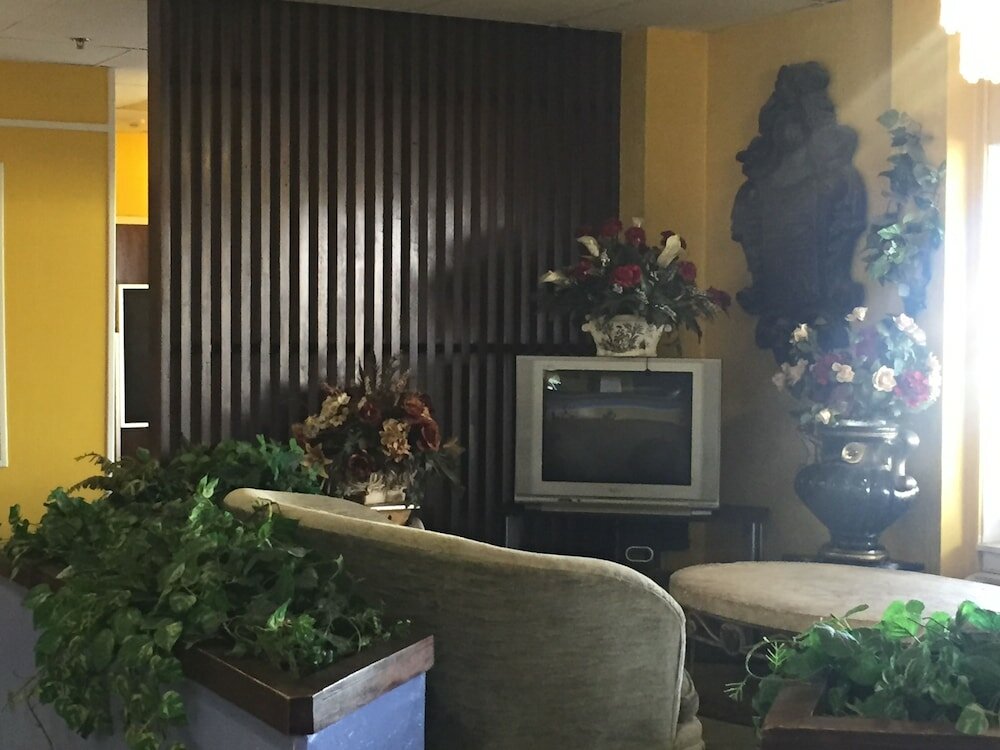 Фото Camelot Inn