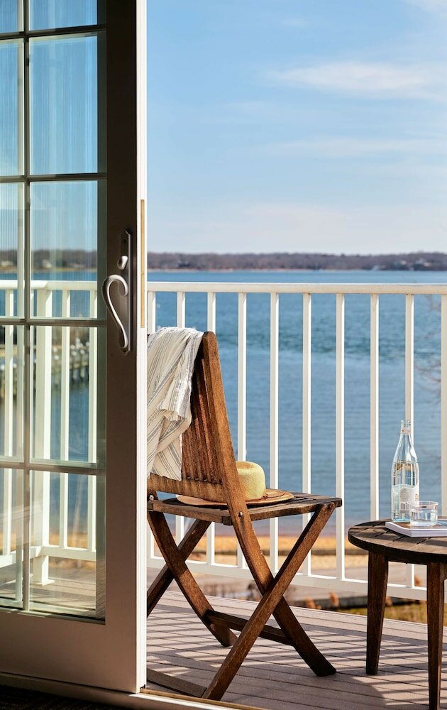 Фото The Harbor Front Inn