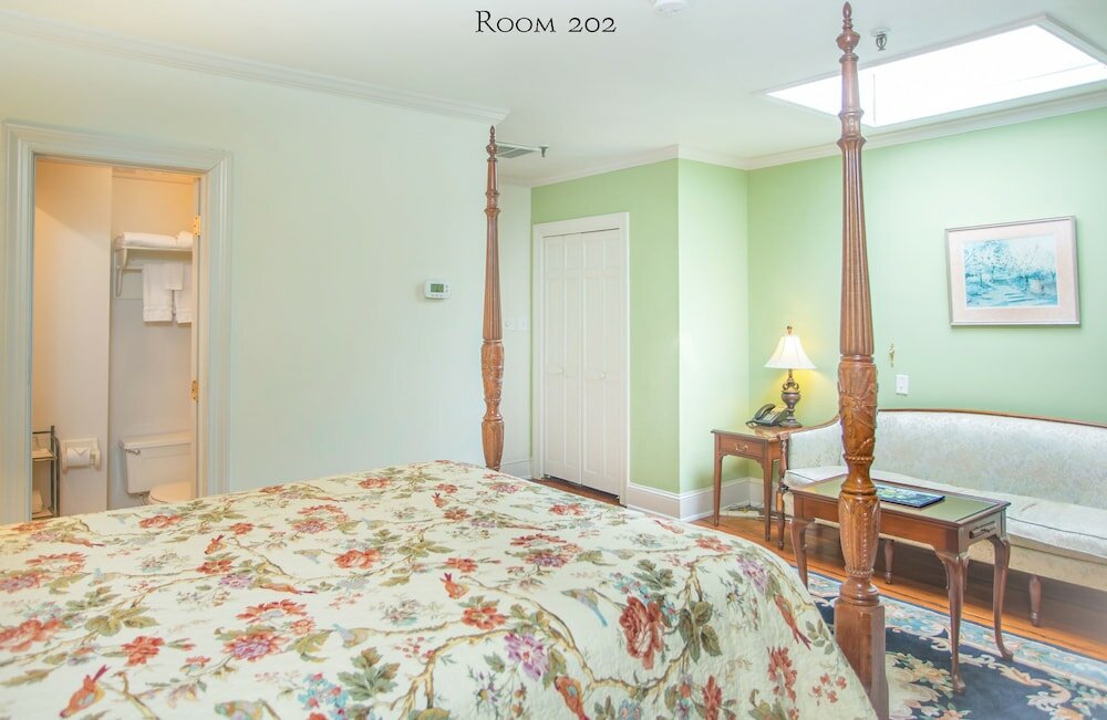 Фото 17Hundred90 Inn and Restaurant